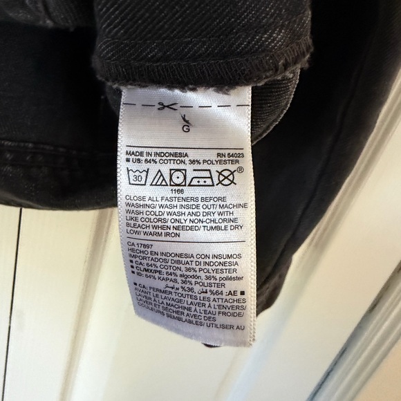 Old Navy Distressed Charcoal Denim Jacket - Picture 4 of 4